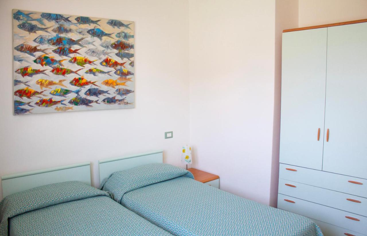 Hotel Hiki 3 Superior Бибионе Екстериор снимка