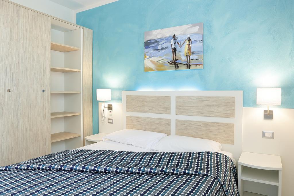 Hotel Hiki 3 Superior Бибионе Екстериор снимка